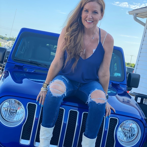 Meet your Posher, Danielle - Picture 9 of 10